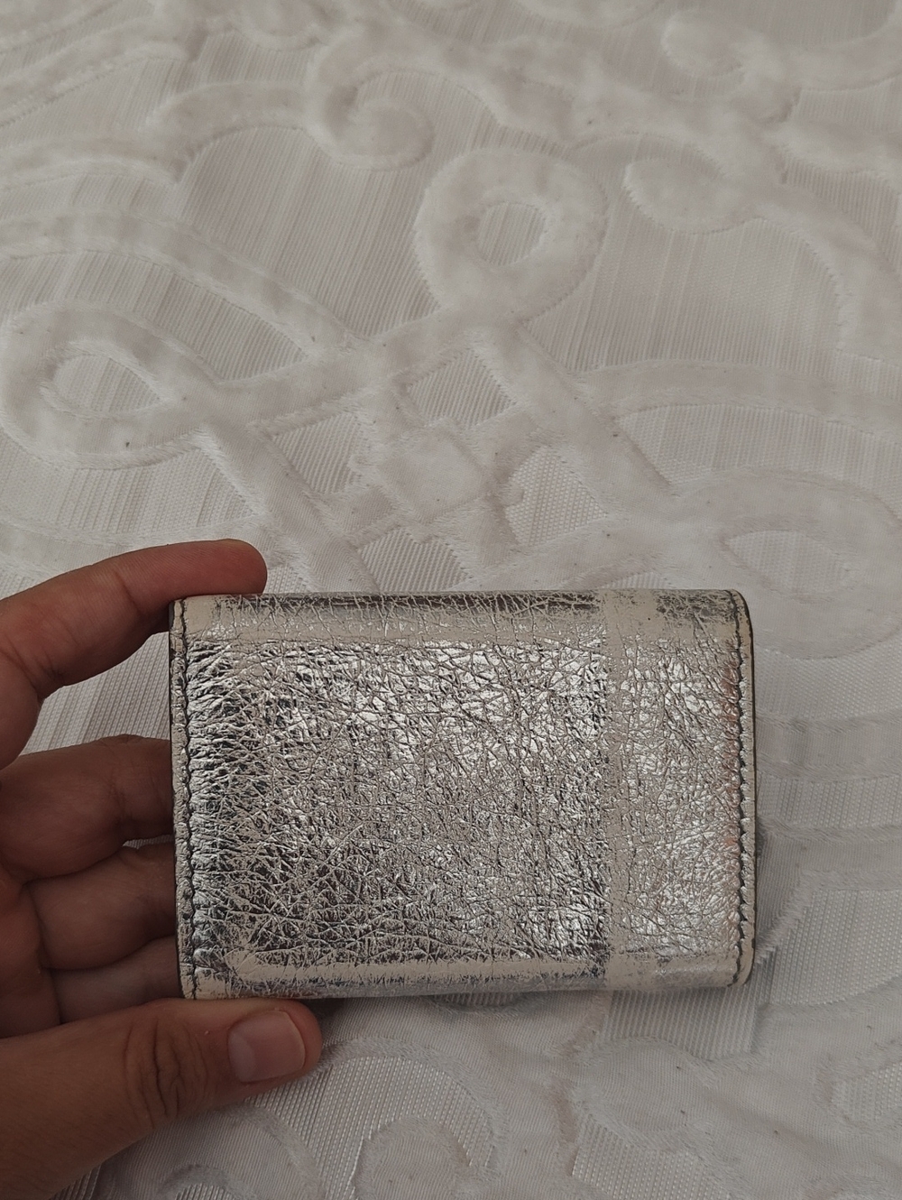 Vintage Balenciaga Metallic Silver Crinkled Leather Card Case - Picture 9 of 9